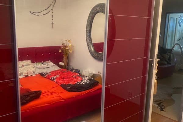 Prenájom bytu 3-izbový 75 m², Červená Skála, Husinec Prenájom bytu 3-izbový 75 m², Červená Skála, Husinec