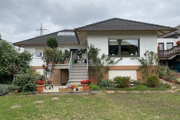 Predaj domu 130 m², pozemek 626 m², Reinheim Predaj domu 130 m², pozemek 626 m², Reinheim