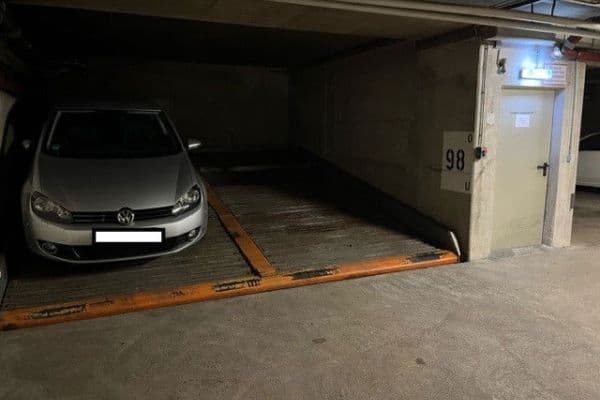 Prenájom garáže, Crusiusstr. 1, München, Bavorsko Prenájom garáže, Crusiusstr. 1, München, Bavorsko