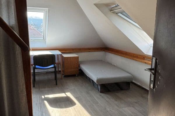 Prenájom bytu 3-izbový 100 m², Braškovská, Praha Prenájom bytu 3-izbový 100 m², Braškovská, Praha