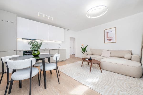 Predaj bytu 3-izbový 57 m², Gruzínská, Praha Predaj bytu 3-izbový 57 m², Gruzínská, Praha