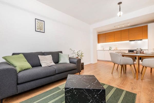 Predaj bytu 4-izbový 75 m², Pod Lipami, Praha Predaj bytu 4-izbový 75 m², Pod Lipami, Praha