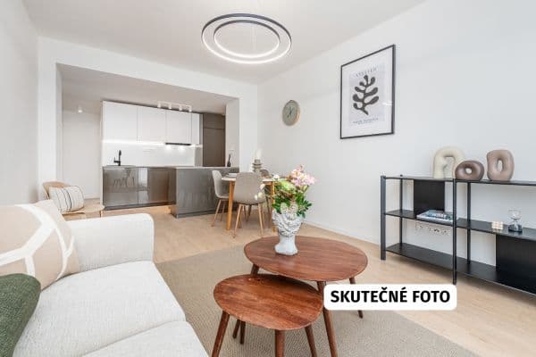 Predaj bytu 4-izbový 75 m², Pod Lipami, Praha Predaj bytu 4-izbový 75 m², Pod Lipami, Praha