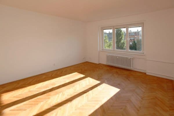Prenájom bytu 3-izbový 76 m², Budějovická, Praha Prenájom bytu 3-izbový 76 m², Budějovická, Praha