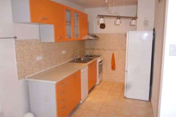 Predaj bytu 3-izbový 65 m², Ke Kateřinkám, Praha Predaj bytu 3-izbový 65 m², Ke Kateřinkám, Praha