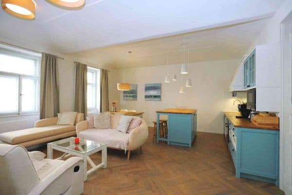 Prenájom bytu 2-izbový 84 m², Žatecká, Prague Prenájom bytu 2-izbový 84 m², Žatecká, Prague