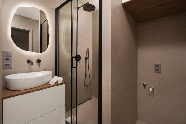 Predaj bytu 3-izbový 63 m², Severní, Hradec Králové Predaj bytu 3-izbový 63 m², Severní, Hradec Králové