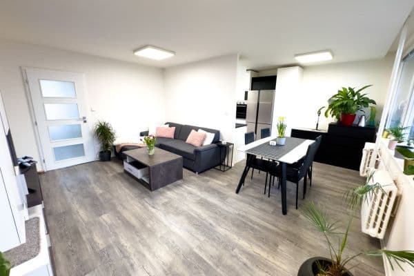 Predaj bytu 3-izbový 75 m², Janského, Praha Predaj bytu 3-izbový 75 m², Janského, Praha