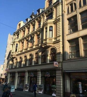 Prenájom bytu 4-izbový 98 m², Halle (Saale), Sasko-Anhaltsko Prenájom bytu 4-izbový 98 m², Halle (Saale), Sasko-Anhaltsko