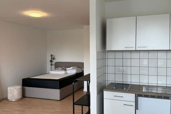 Prenájom bytu 1-izbový 29 m², Görresstraße 8, Eppelheim Prenájom bytu 1-izbový 29 m², Görresstraße 8, Eppelheim