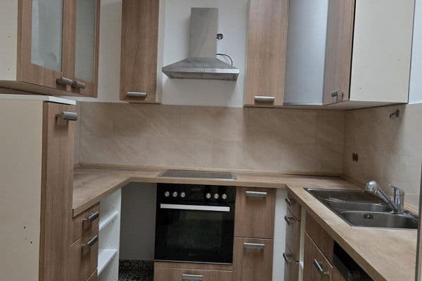 Prenájom bytu 3-izbový 90 m², Bad Homburg Prenájom bytu 3-izbový 90 m², Bad Homburg