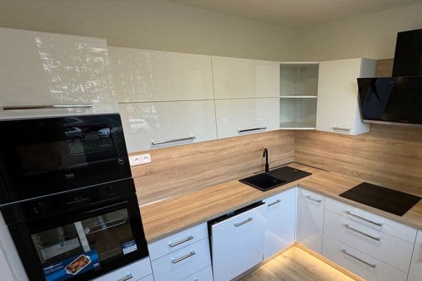 Predaj bytu 3-izbový 62 m², Jana Škody, Ostrava Predaj bytu 3-izbový 62 m², Jana Škody, Ostrava