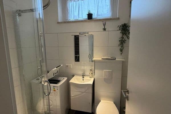 Prenájom bytu 1-izbový 40 m², Poststr.16, Meerane Prenájom bytu 1-izbový 40 m², Poststr.16, Meerane