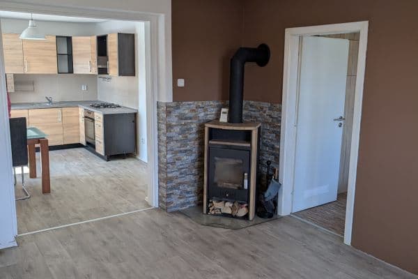 Prenájom bytu 2-izbový 54 m², Seifertova, Jihlava, Kraj Vysočina Prenájom bytu 2-izbový 54 m², Seifertova, Jihlava, Kraj Vysočina