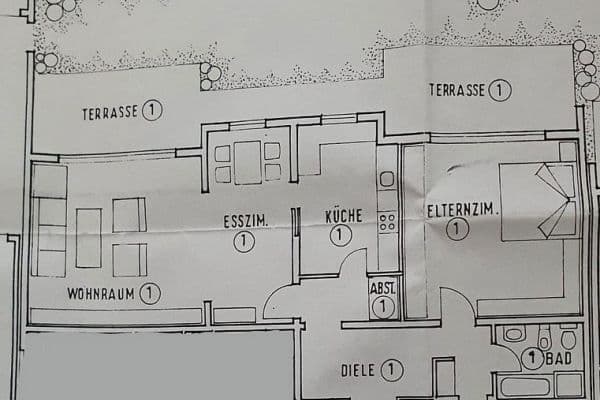 Prenájom bytu 4-izbový 130 m², Duisburg Prenájom bytu 4-izbový 130 m², Duisburg