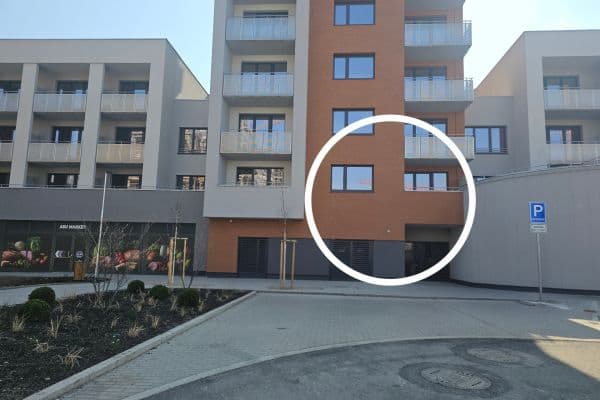 Prenájom bytu 2-izbový 50 m², Bukačova, Praha Prenájom bytu 2-izbový 50 m², Bukačova, Praha