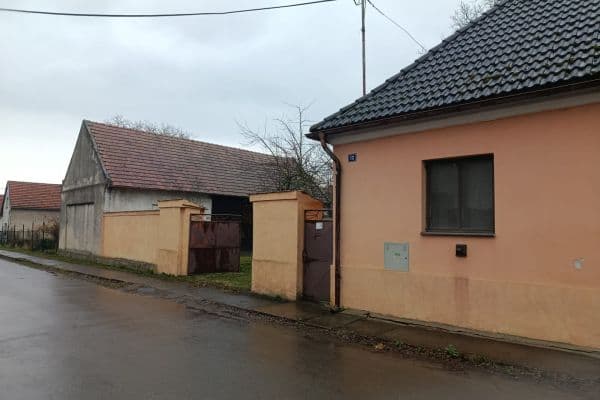 Predaj domu 283 m², pozemek 1.396 m², Hostovlice Predaj domu 283 m², pozemek 1.396 m², Hostovlice