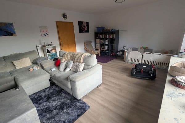 Prenájom domu 140 m², pozemek 850 m², Am Heidland 24, Schlangen Prenájom domu 140 m², pozemek 850 m², Am Heidland 24, Schlangen