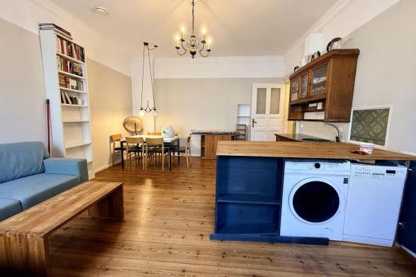 Predaj bytu 2-izbový 40 m², Berlin, Berlín Predaj bytu 2-izbový 40 m², Berlin, Berlín