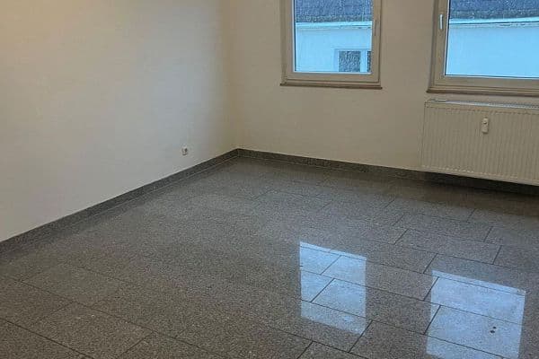 Prenájom bytu 2-izbový 47 m², Lüdenscheid, Severné Porýnie - Westfálsko Prenájom bytu 2-izbový 47 m², Lüdenscheid, Severné Porýnie - Westfálsko
