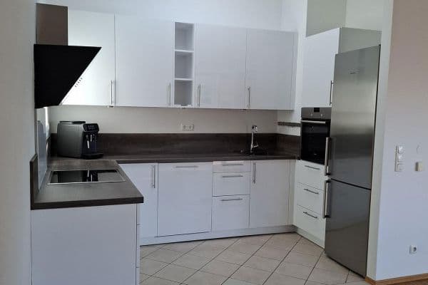 Predaj bytu 3-izbový 83 m², Parsbergstr. 16, Germering, Bavorsko Predaj bytu 3-izbový 83 m², Parsbergstr. 16, Germering, Bavorsko