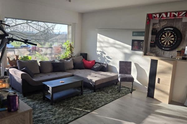 Prenájom bytu 2-izbový 66 m², Hochheim am Main Prenájom bytu 2-izbový 66 m², Hochheim am Main