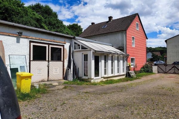 Predaj domu 130 m², pozemek 1.500 m², Angelsbachweg 16, Zweibrücken Predaj domu 130 m², pozemek 1.500 m², Angelsbachweg 16, Zweibrücken
