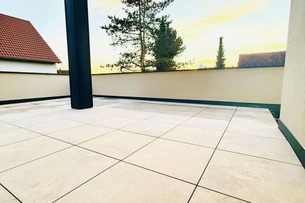 Prenájom bytu 2-izbový 119 m², Windsbach Prenájom bytu 2-izbový 119 m², Windsbach