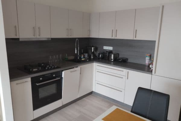 Prenájom bytu 2-izbový 50 m², Za Prachárnou, Jihlava Prenájom bytu 2-izbový 50 m², Za Prachárnou, Jihlava