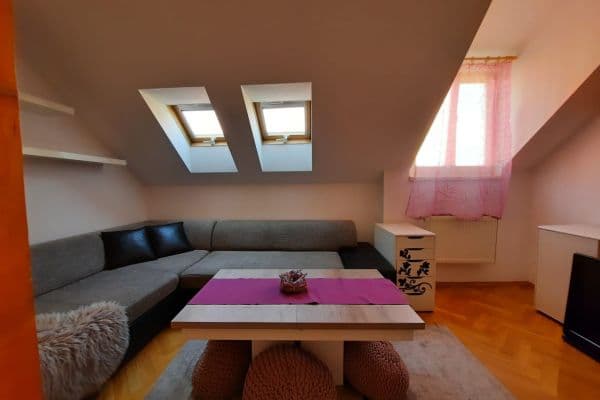 Predaj bytu 1-izbový 35 m², Orebitská, Praha Predaj bytu 1-izbový 35 m², Orebitská, Praha