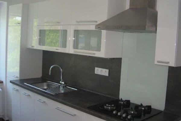 Predaj bytu 2-izbový 53 m², Sokolská třída, Ostrava Predaj bytu 2-izbový 53 m², Sokolská třída, Ostrava