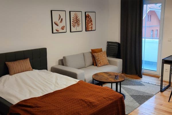 Prenájom bytu 2-izbový 65 m², Berlin, Berlín Prenájom bytu 2-izbový 65 m², Berlin, Berlín