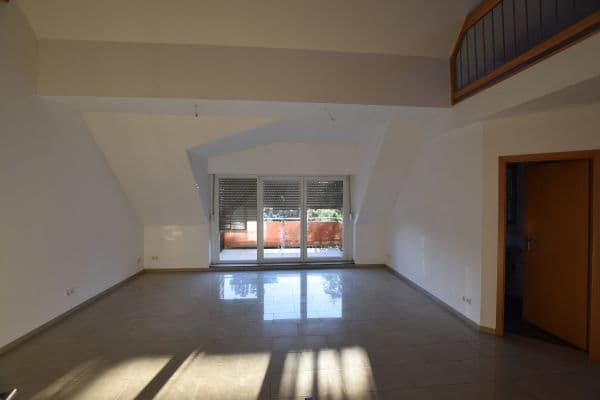 Prenájom bytu 4-izbový 120 m², Koblenz Prenájom bytu 4-izbový 120 m², Koblenz