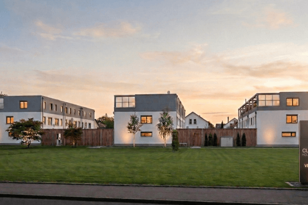 Predaj domu 150 m², pozemek 210 m², Landshut, Bavorsko Predaj domu 150 m², pozemek 210 m², Landshut, Bavorsko