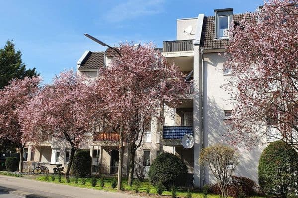 Prenájom bytu 4-izbový 102 m², Markusstr. 9, Niederkassel Prenájom bytu 4-izbový 102 m², Markusstr. 9, Niederkassel