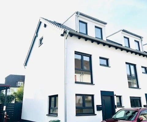 Predaj domu 112 m², pozemek 57 m², Neideckerstraße 4, Mainz Predaj domu 112 m², pozemek 57 m², Neideckerstraße 4, Mainz