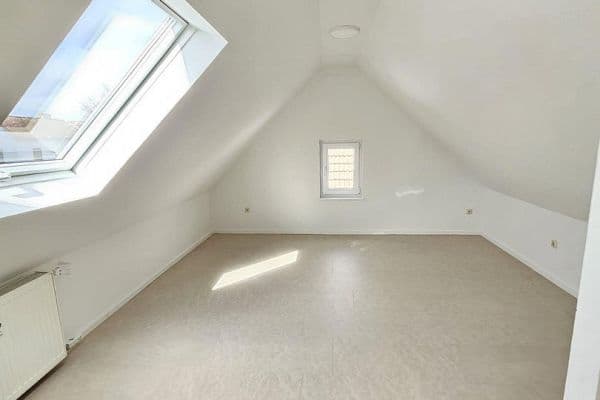 Prenájom bytu 2-izbový 40 m², Gießen, Hesensko Prenájom bytu 2-izbový 40 m², Gießen, Hesensko