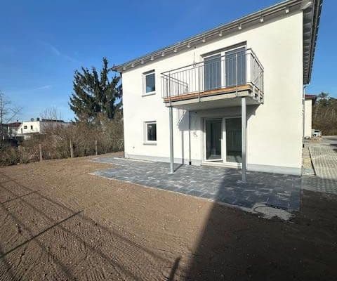 Prenájom bytu 3-izbový 87 m², Stadelner Hard 13, Fürth Prenájom bytu 3-izbový 87 m², Stadelner Hard 13, Fürth