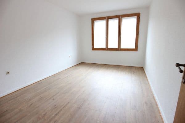 Prenájom bytu 2-izbový 39 m², Düsseldorf Prenájom bytu 2-izbový 39 m², Düsseldorf