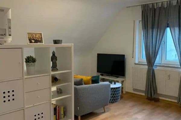 Prenájom bytu 1-izbový 35 m², Lassallestr. 17, Knielingen, Bádensko-Wurttembersko Prenájom bytu 1-izbový 35 m², Lassallestr. 17, Knielingen, Bádensko-Wurttembersko