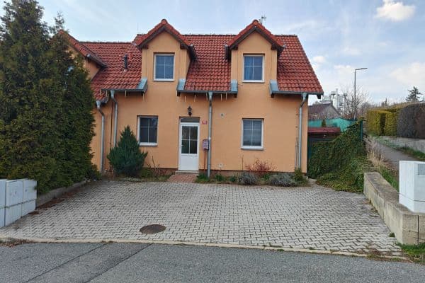 Predaj domu 102 m², pozemek 351 m², Na Horce, Vinařice Predaj domu 102 m², pozemek 351 m², Na Horce, Vinařice