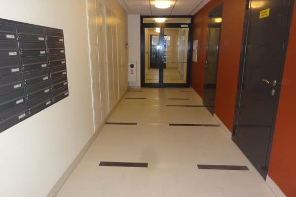 Prenájom bytu 1-izbový 44 m², Sinkulova, Praha Prenájom bytu 1-izbový 44 m², Sinkulova, Praha