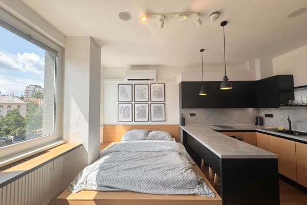 Predaj bytu 1-izbový 26 m², Perucká, Praha Predaj bytu 1-izbový 26 m², Perucká, Praha