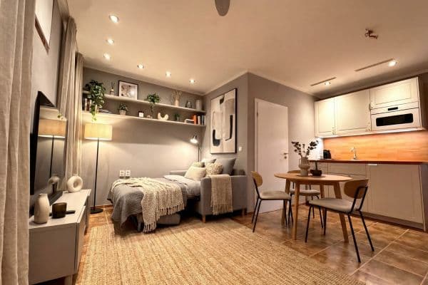 Predaj nebytového priestoru 22 m², Felklova, Roztoky Predaj nebytového priestoru 22 m², Felklova, Roztoky