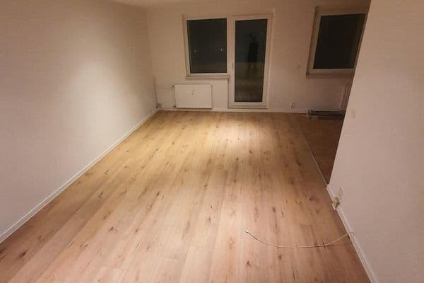 Prenájom bytu 3-izbový 68 m², Friedensstr. 18c, Bestensee Prenájom bytu 3-izbový 68 m², Friedensstr. 18c, Bestensee