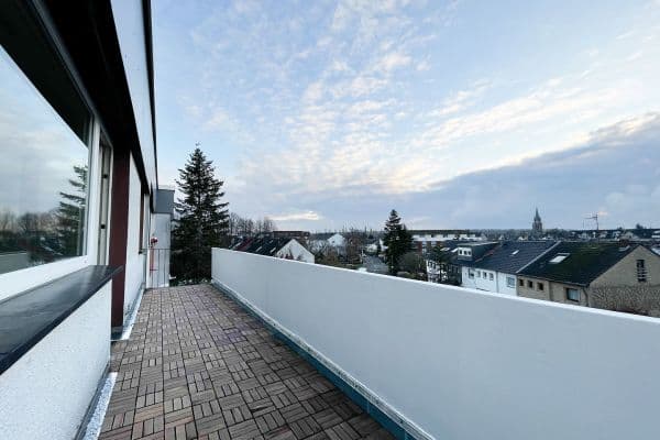 Predaj bytu 2-izbový 70 m², Köln Predaj bytu 2-izbový 70 m², Köln