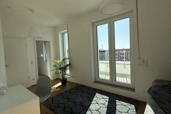 Prenájom bytu 1-izbový 32 m², Wiesenstraße 11, Berlin, Berlín Prenájom bytu 1-izbový 32 m², Wiesenstraße 11, Berlin, Berlín