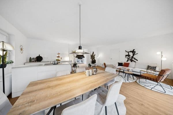 Predaj domu 199 m², pozemek 379 m², Pinneberg Predaj domu 199 m², pozemek 379 m², Pinneberg