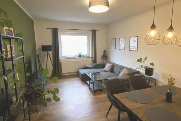 Prenájom bytu 3-izbový 71 m², Hannover, Dolné Sasko Prenájom bytu 3-izbový 71 m², Hannover, Dolné Sasko