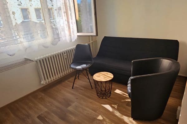 Prenájom bytu 1-izbový 20 m², Klatovská, Plzeň Prenájom bytu 1-izbový 20 m², Klatovská, Plzeň